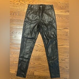 Boutique Faux Leather Pink Lily Size Medium Skinny NWOT